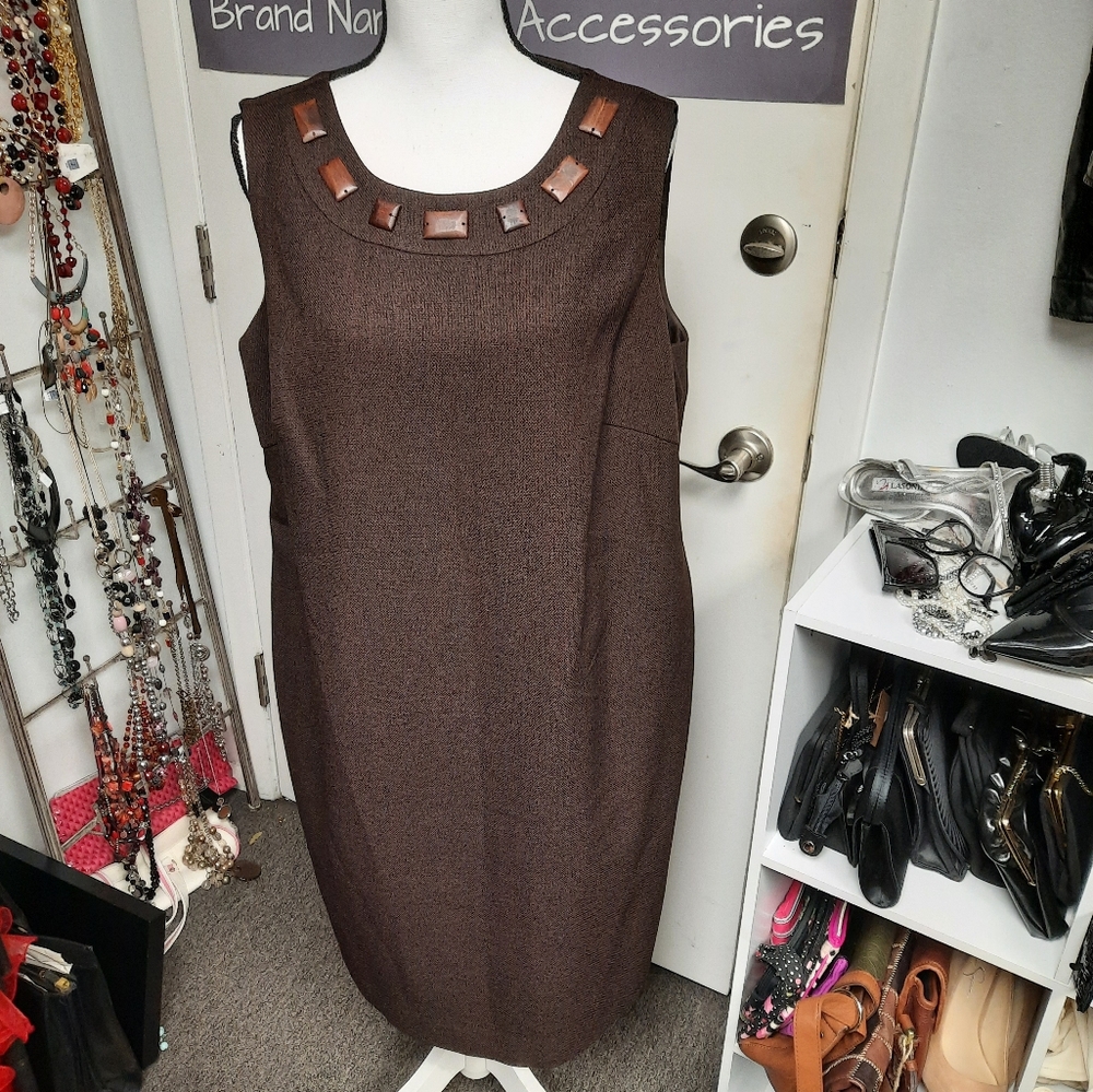 DRESS - Picture 4 of 5